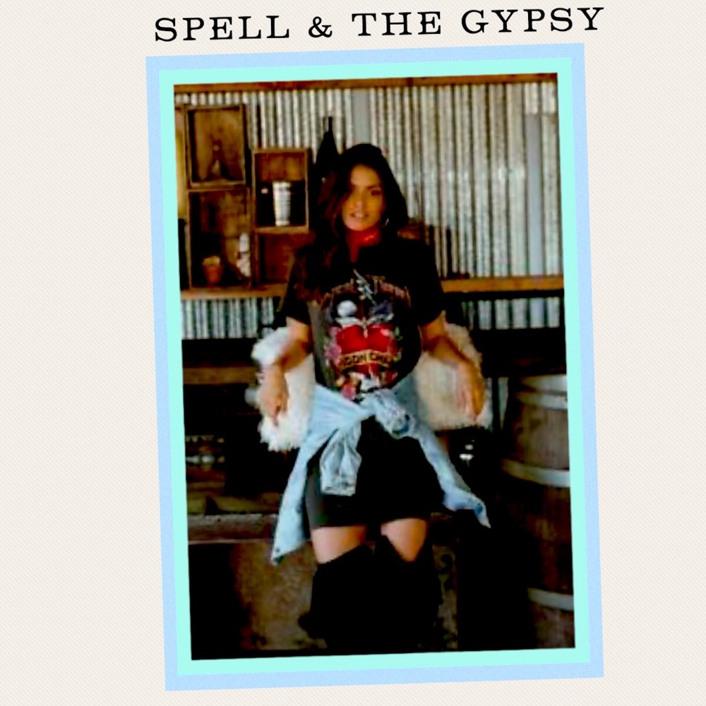 Spell Mystic Thunder Tee NWT Lg